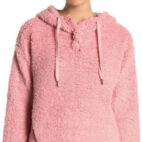 Z by Zella Rare Form Pink Faux Shearling Hoodie NWT Medium Soft Warm - Picture 3 of 7